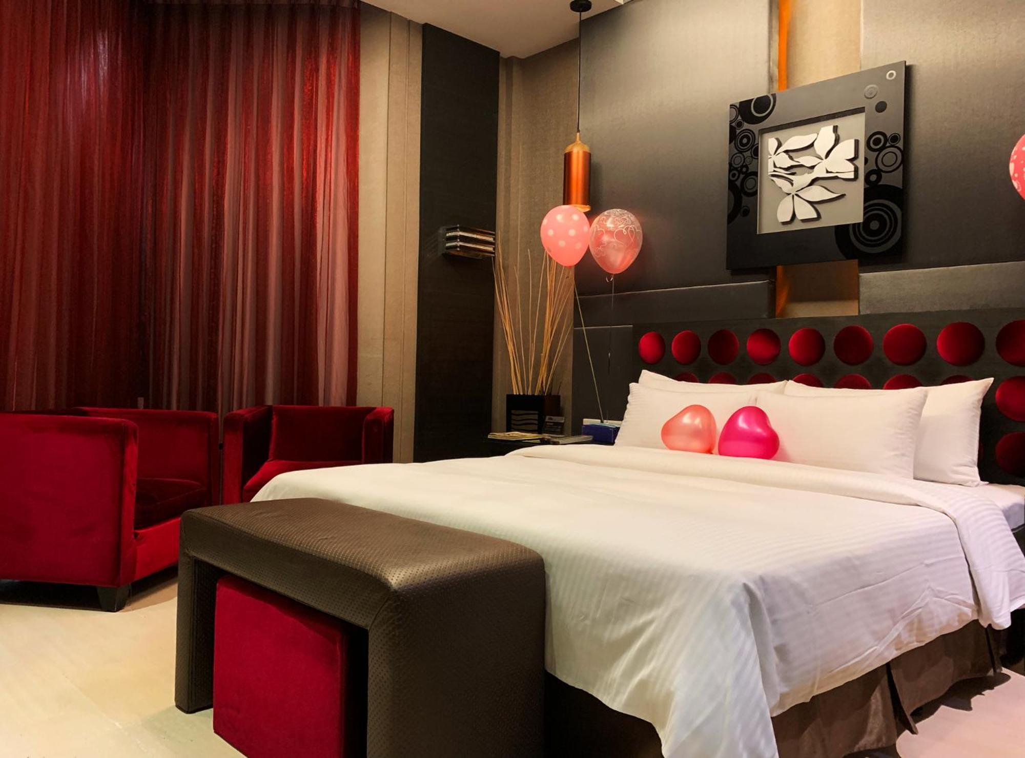Go Shine Motel Pingtung Luaran gambar
