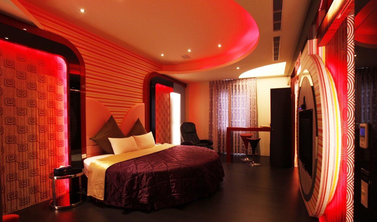Go Shine Motel Pingtung Luaran gambar
