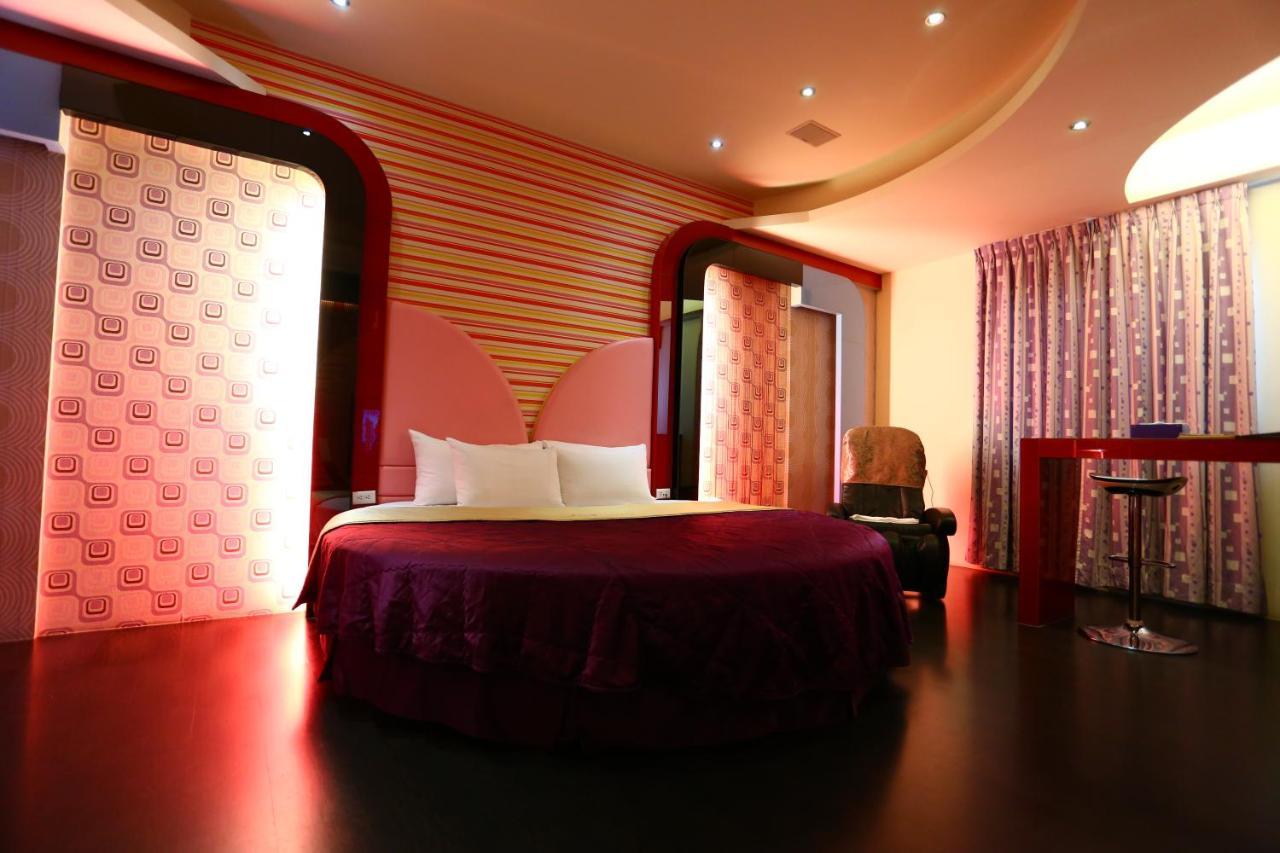 Go Shine Motel Pingtung Luaran gambar