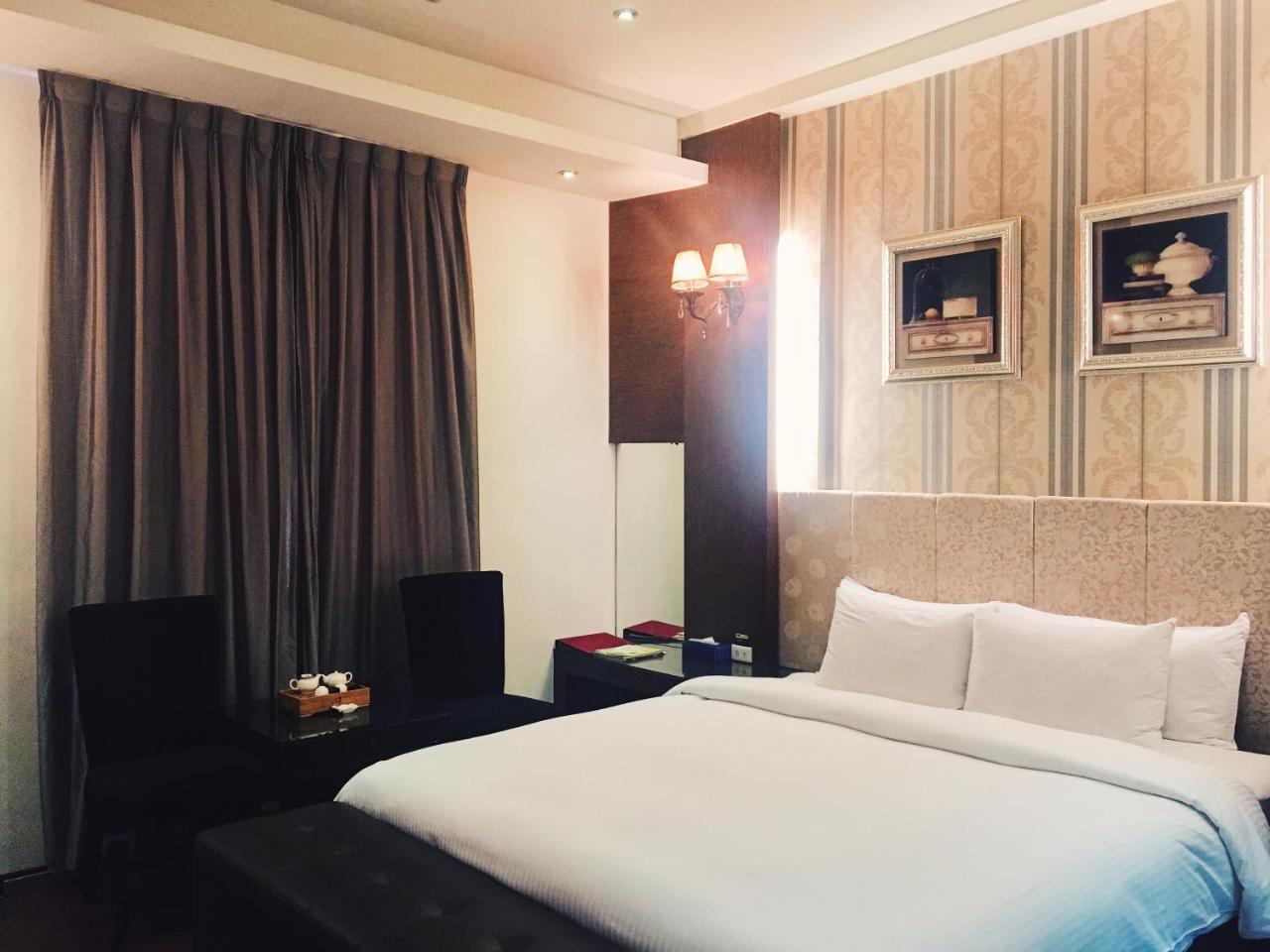 Go Shine Motel Pingtung Luaran gambar